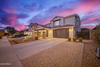 1938 E Hazeltine Way, Gilbert, AZ 85298