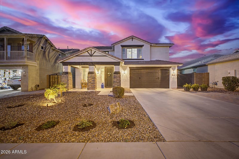 1938 E Hazeltine Way, Gilbert, AZ 85298