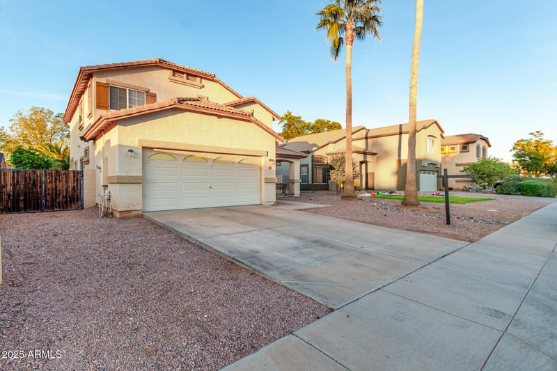 1938 Los Alamos St, Gilbert, AZ 85295