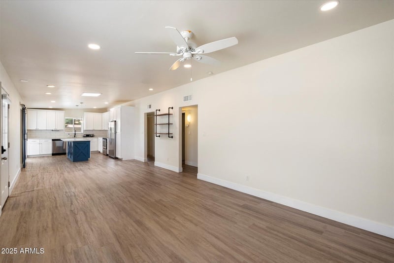 1939 Alameda Dr, Tempe, AZ 85282
