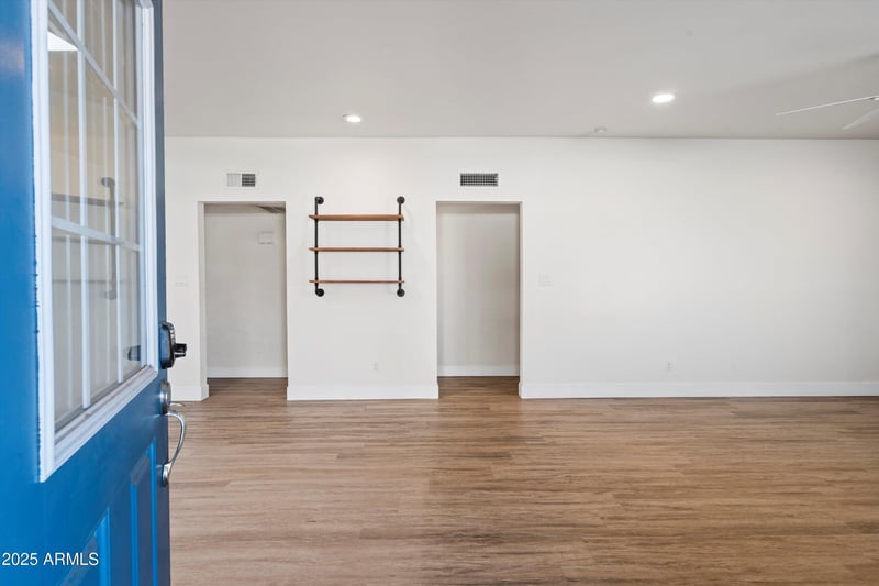 1939 Alameda Dr, Tempe, AZ 85282