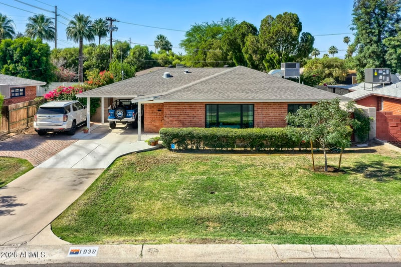1939 E Solano Dr, Phoenix, AZ 85016