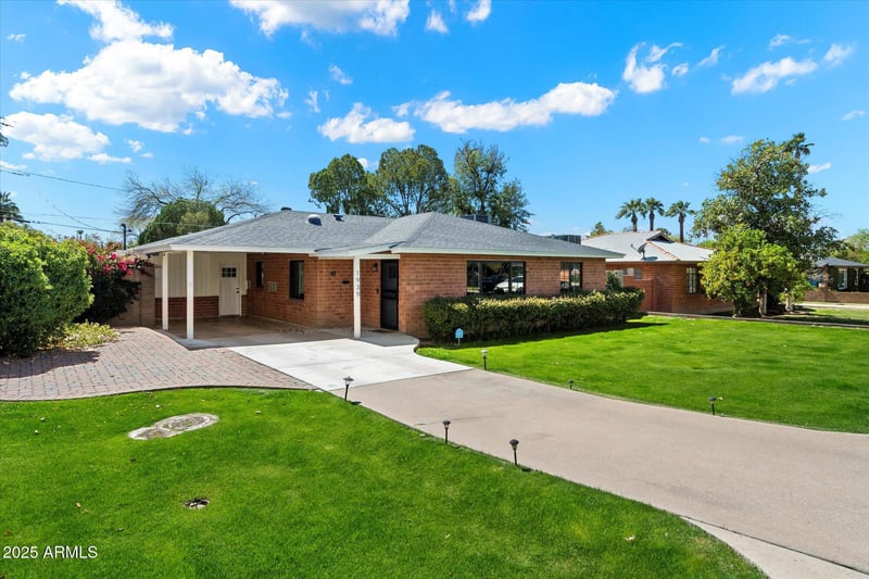 1939 Solano Dr, Phoenix, AZ 85016