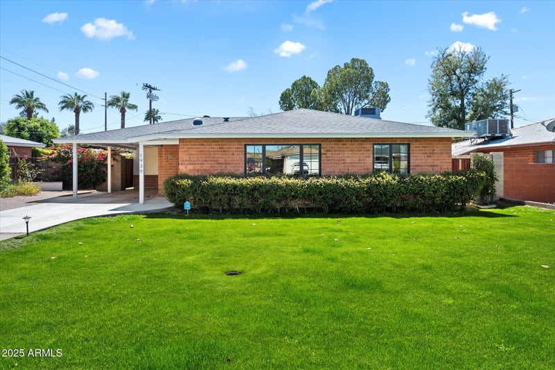 1939 Solano Dr, Phoenix, AZ 85016