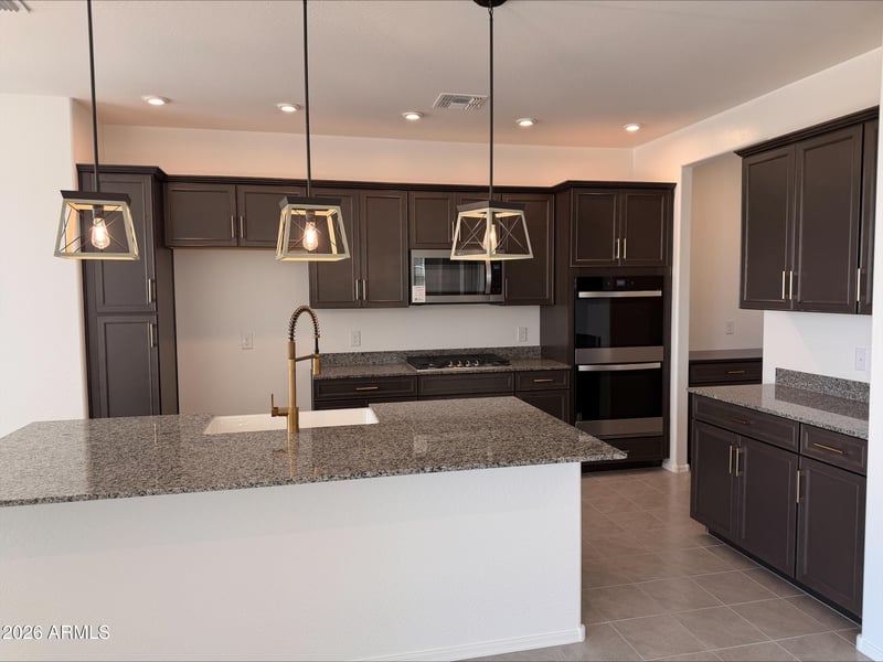 19393 W Palo Verde Dr, Litchfield Park, AZ 85340