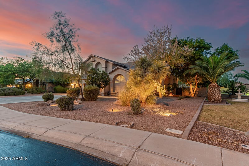194 Canyon Creek Dr, Gilbert, AZ 85295