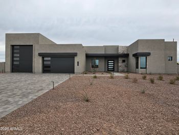 1940 E Creek Canyon Rd, Phoenix, AZ 85086