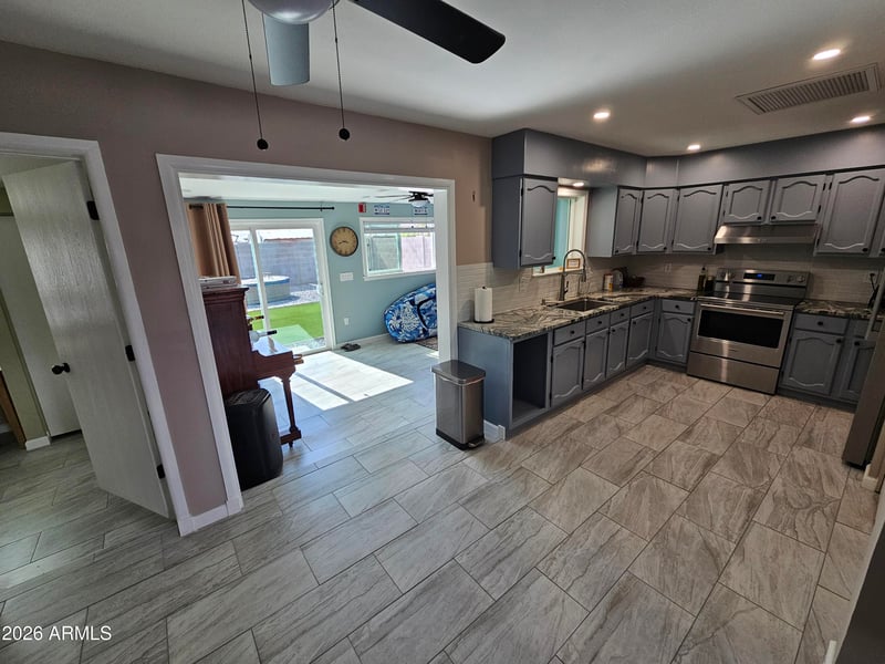 1940 Coconino Dr, Apache Junction, AZ 85120