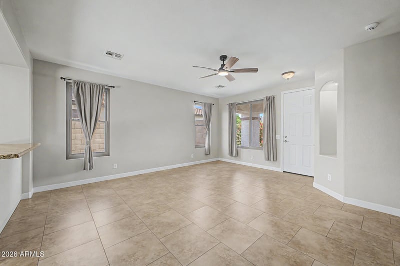 1940 Talbot Cir, Mesa, AZ 85209