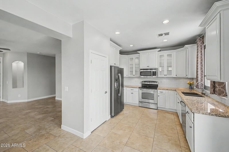 1940 Talbot Cir, Mesa, AZ 85209