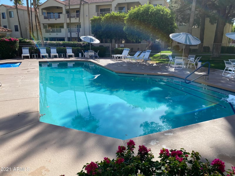 19400 N Westbrook Pw #220, Peoria, AZ 85382