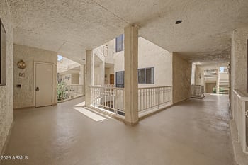 19400 Westbrook Pw #232, Peoria, AZ 85382