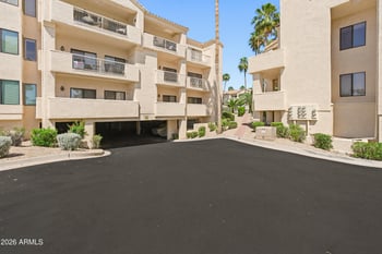 19400 Westbrook Pw #323, Peoria, AZ 85382
