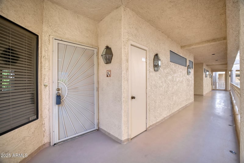 19400 Westbrook Pw #216, Peoria, AZ 85382