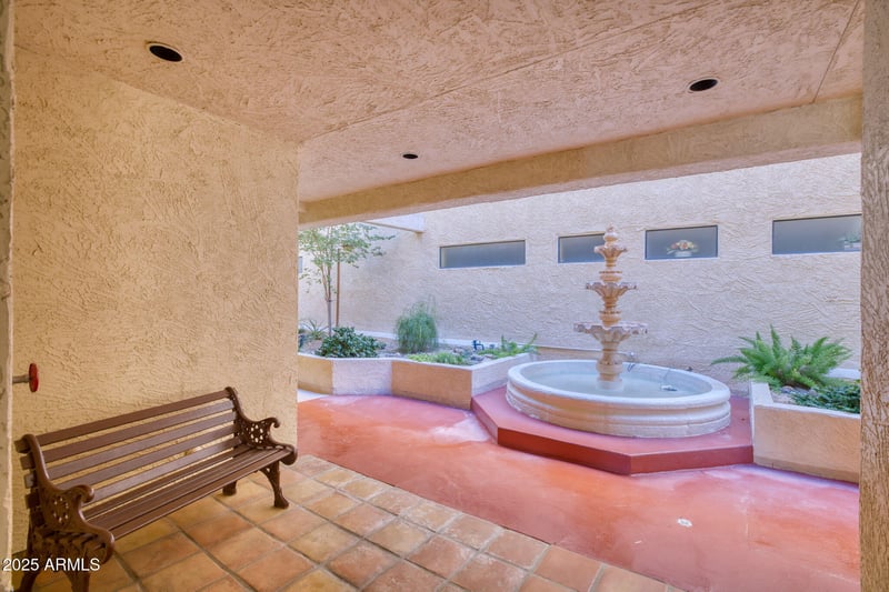 19400 Westbrook Pw #216, Peoria, AZ 85382
