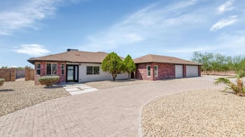 19401 Flower St, Litchfield Park, AZ 85340