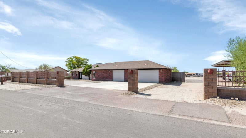 19401 Flower St, Litchfield Park, AZ 85340