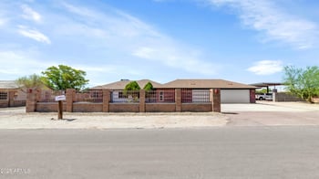 19401 Flower St, Litchfield Park, AZ 85340