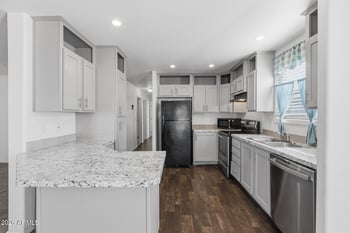 19401 N 7th St N #187, Phoenix, AZ 85024