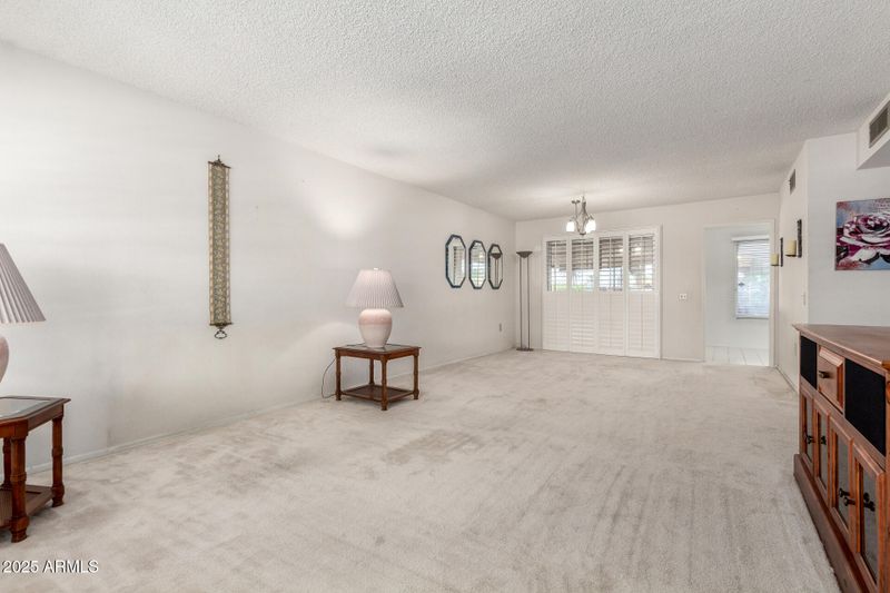 19402 N Welk Dr, Sun City, AZ 85373