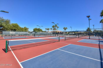 19403 83rd Dr, Peoria, AZ 85382