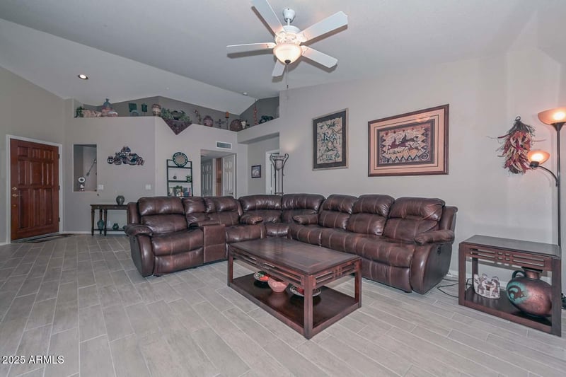 19405 83rd Dr, Peoria, AZ 85382