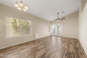 19407 N 77th Ave, Glendale, AZ 85308