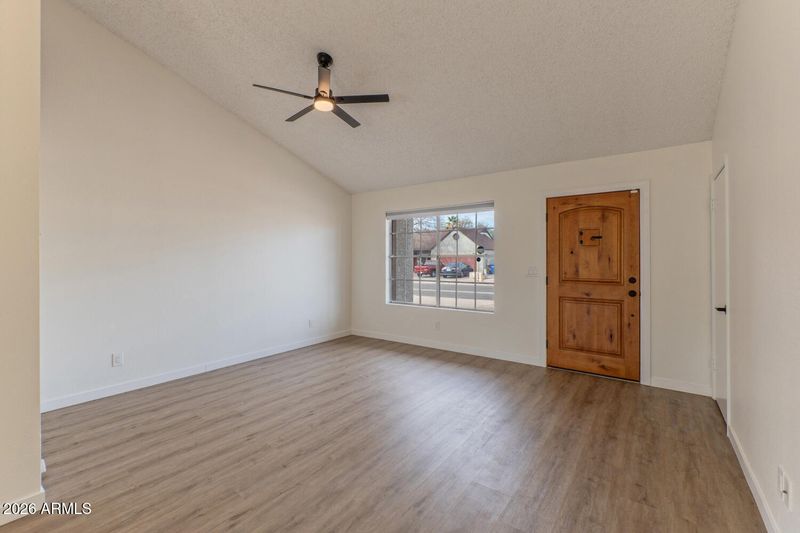 19407 N 9th St, Phoenix, AZ 85024