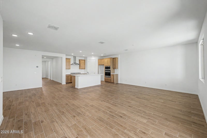 19408 W Loma Ln, Waddell, AZ 85355