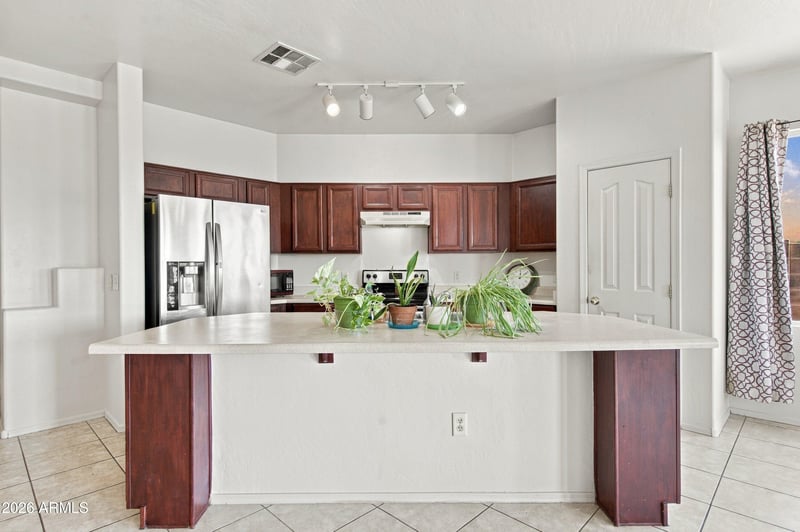 1941 E 39th Ave, Apache Junction, AZ 85119