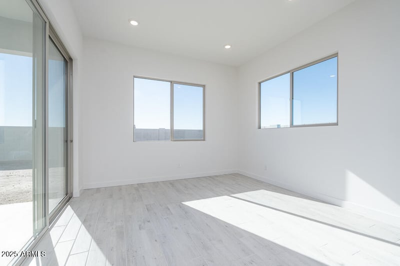 1941 Empeltre Rd, San Tan Valley, AZ 85140