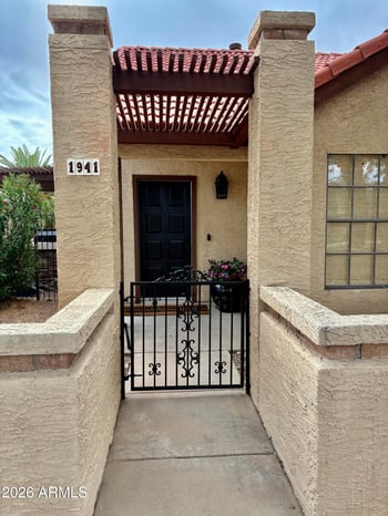 1941 E Velvet Dr, Tempe, AZ 85284
