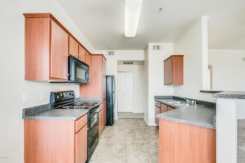 1941 S Pierpont Dr #2002, Mesa, AZ 85206