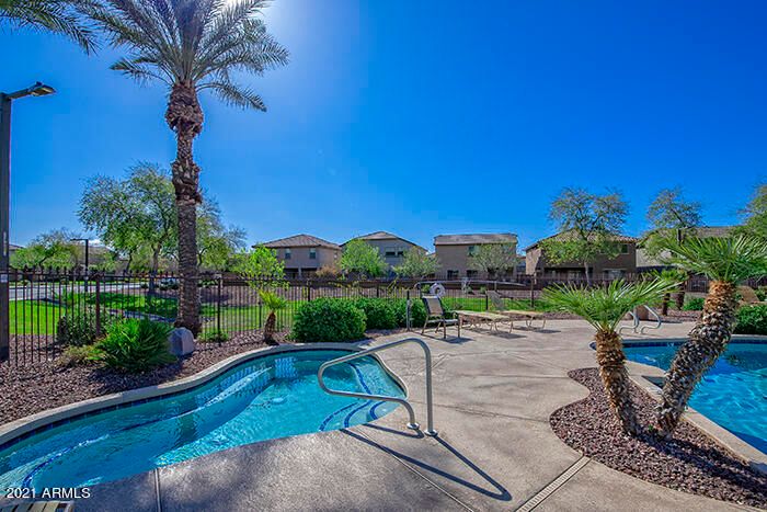 1941 W Davis Rd, Phoenix, AZ 85023