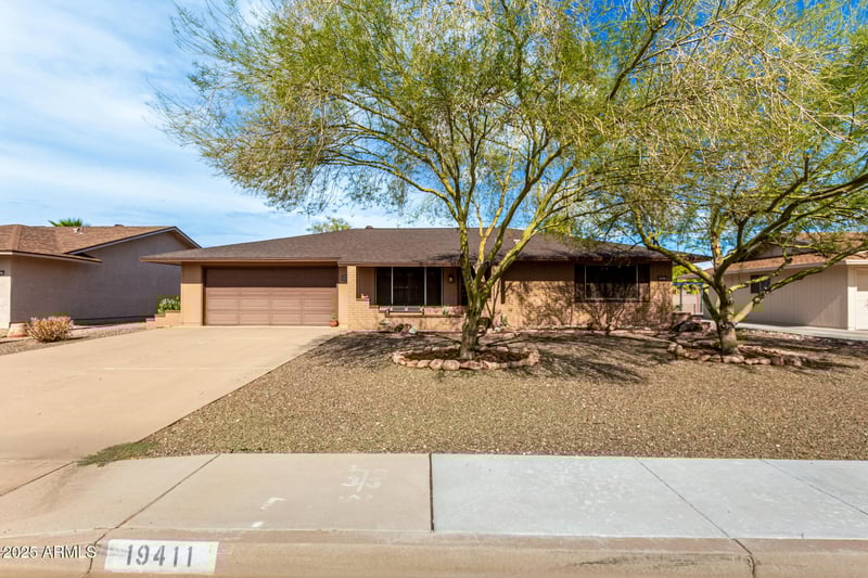 19411 133rd Ave, Sun City West, AZ 85375