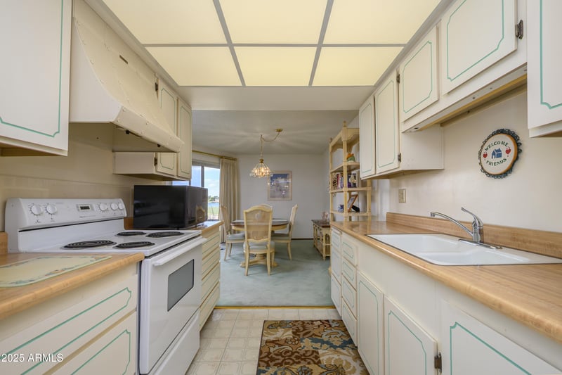 19414 Star Ridge Dr, Sun City West, AZ 85375