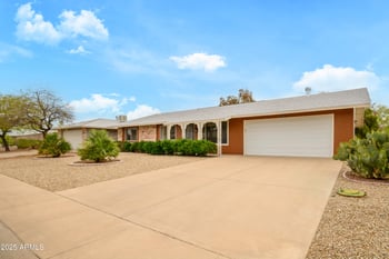 19417 Palo Verde Dr, Sun City, AZ 85373