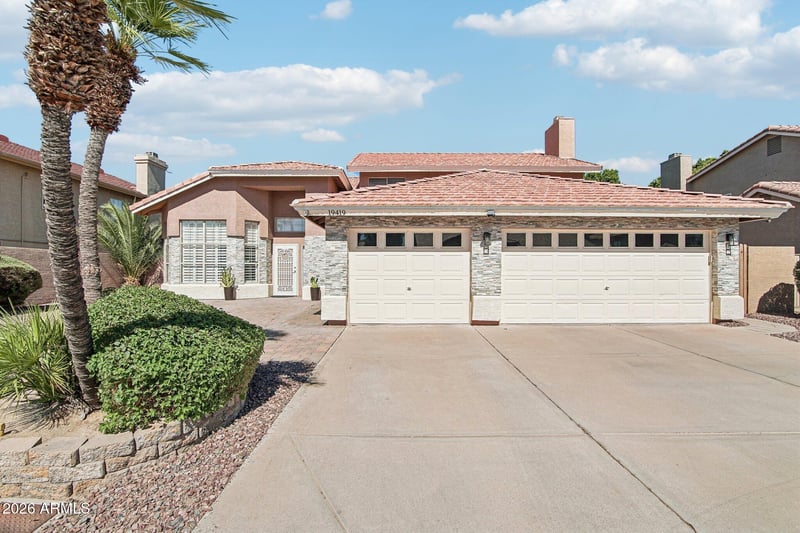 19419 67th Dr, Glendale, AZ 85308
