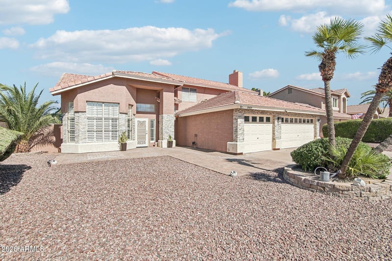 19419 67th Dr, Glendale, AZ 85308