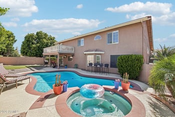 19419 67th Dr, Glendale, AZ 85308