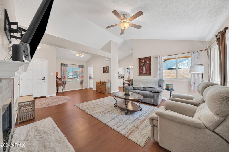 19419 8th Ave, Phoenix, AZ 85027