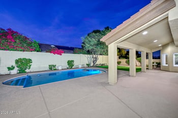 1942 E Claire Dr E, Phoenix, AZ 85022