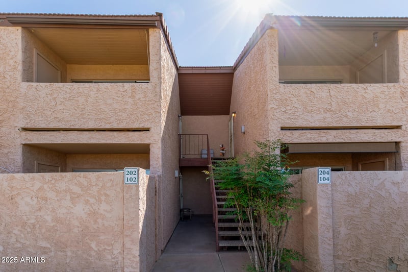 1942 Emerson -- #202, Mesa, AZ 85210