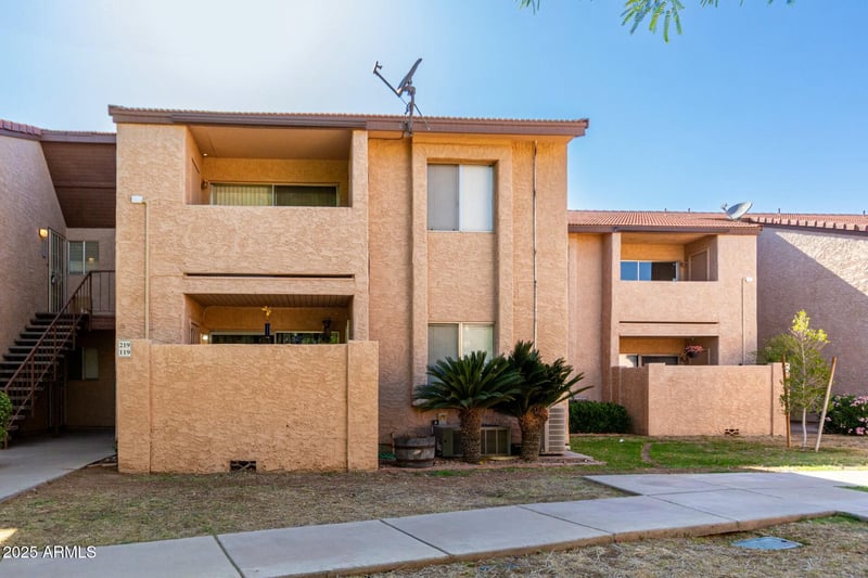 1942 Emerson -- #219, Mesa, AZ 85210