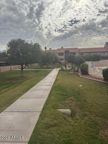 1942 Emerson St #212, Mesa, AZ 85210