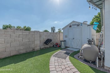 1942 Kristal Way, Phoenix, AZ 85027