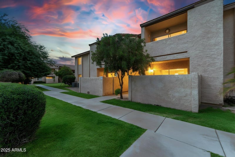 1942 S Emerson -- #107, Mesa, AZ 85210