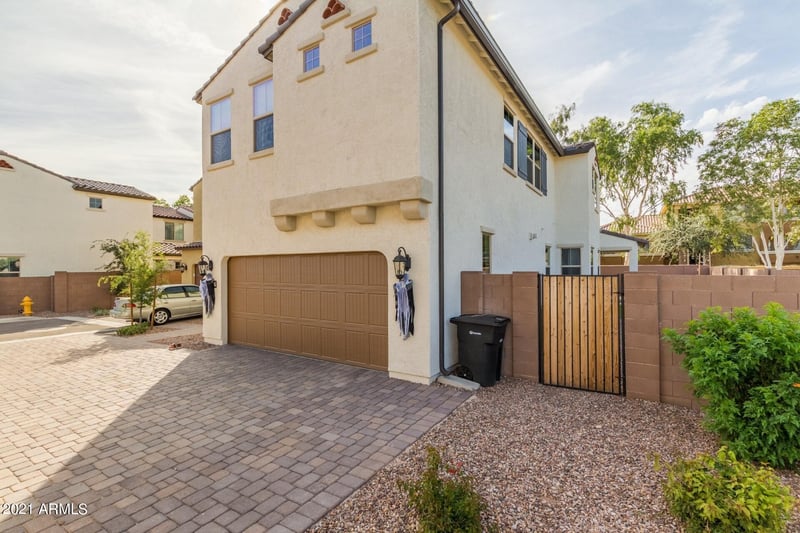 1942 Sycamore Pl, Chandler, AZ 85286