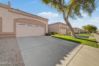 19420 83rd Dr, Peoria, AZ 85382