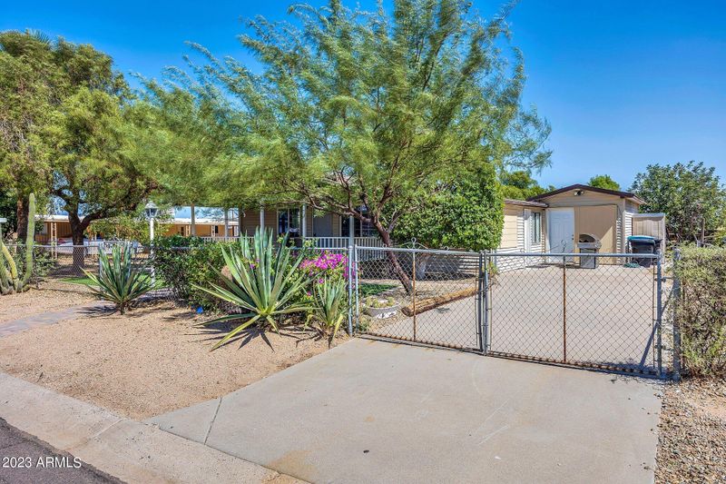 19425 N 26th St, Phoenix, AZ 85050